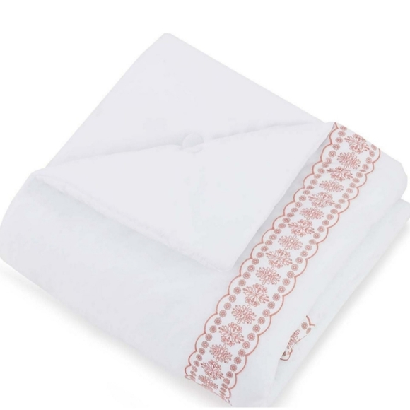 NWT Pioneer Woman white cotton eyelet 4pc comforter set - Picture 8 of 8